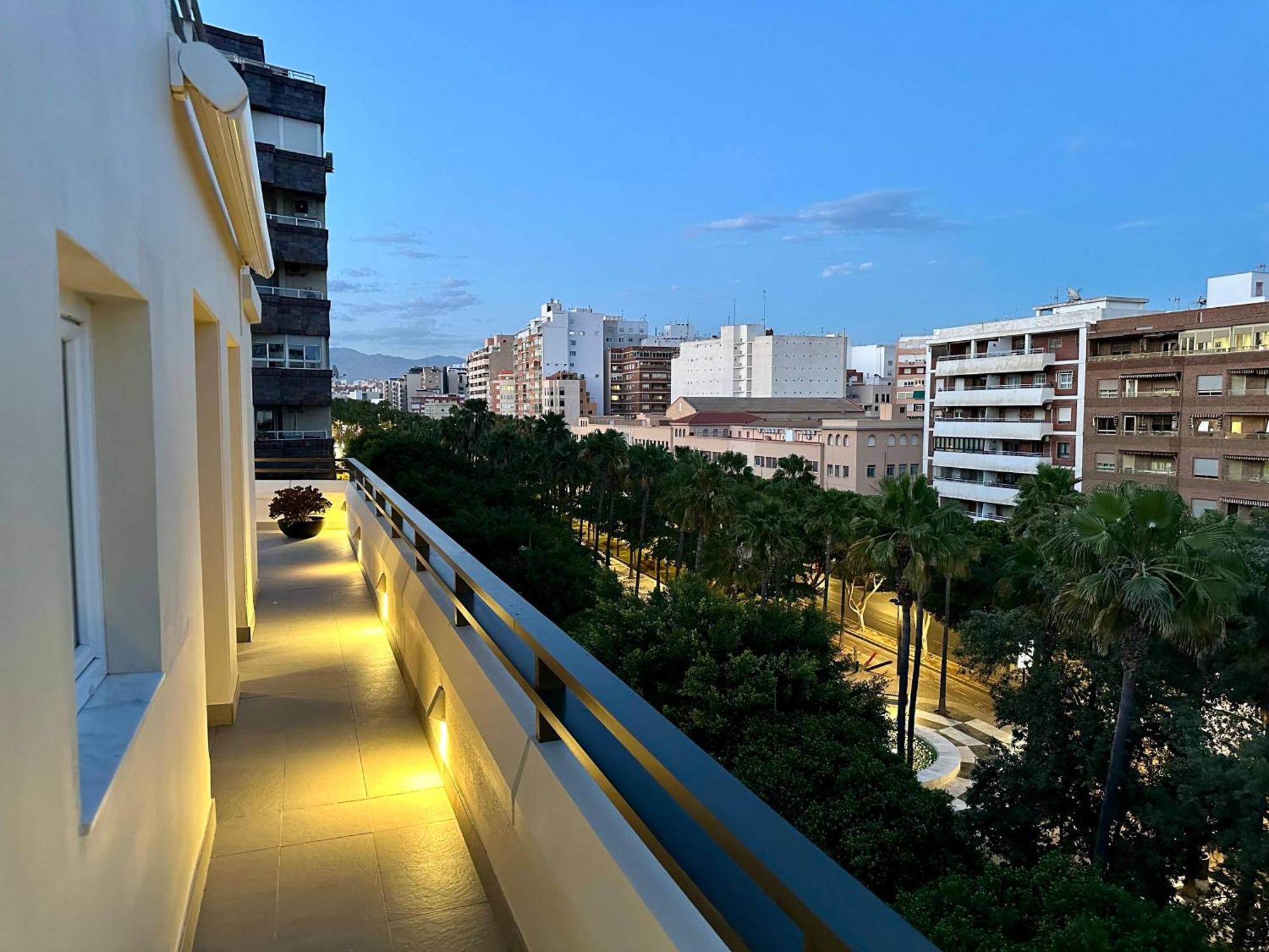 The Penthouse Apartment Almeria Bagian luar foto