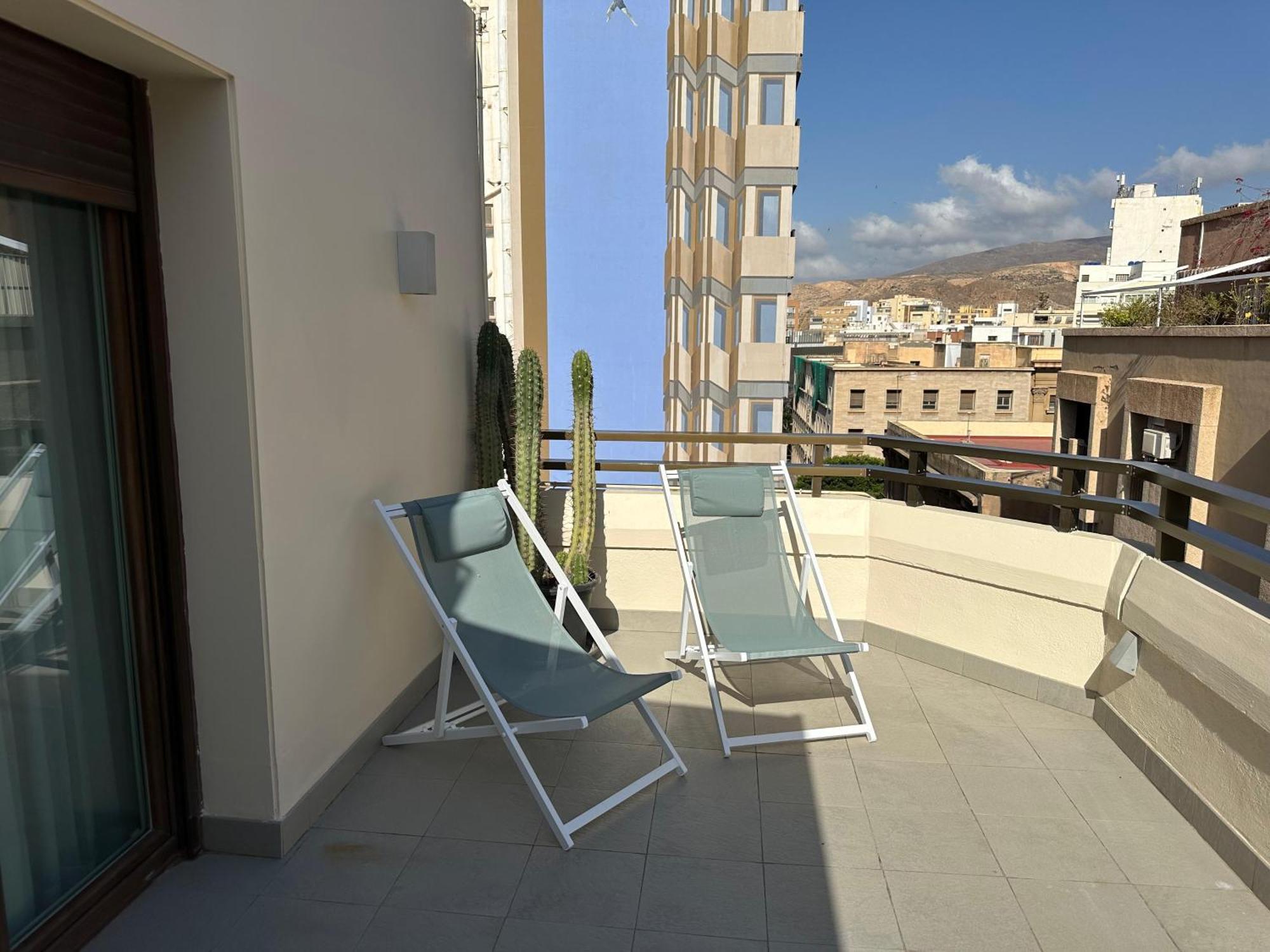 The Penthouse Apartment Almeria Bagian luar foto